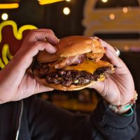 Smash Burgers Querétaro | Burgers and fries | buff